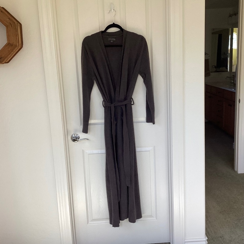 Barefoot Dreams cozy chic lite long robe in carbon S/M